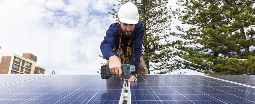 solar-installer-m